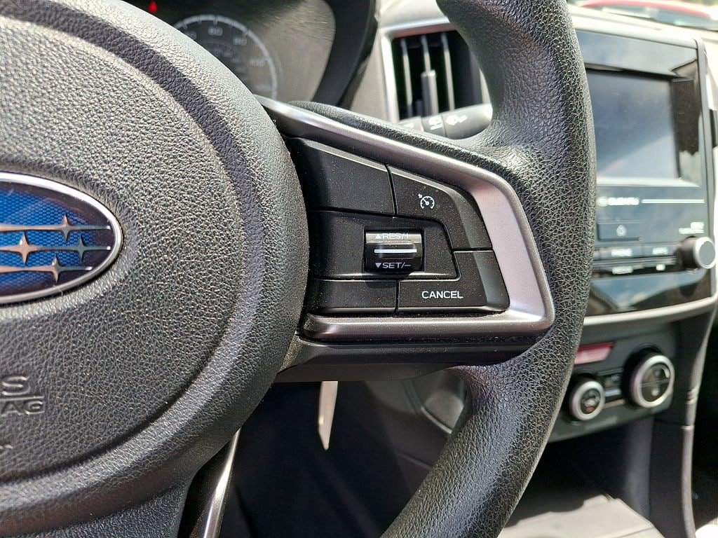 Used 2020 Subaru Crosstrek 2.0i AWD/4WD image 21