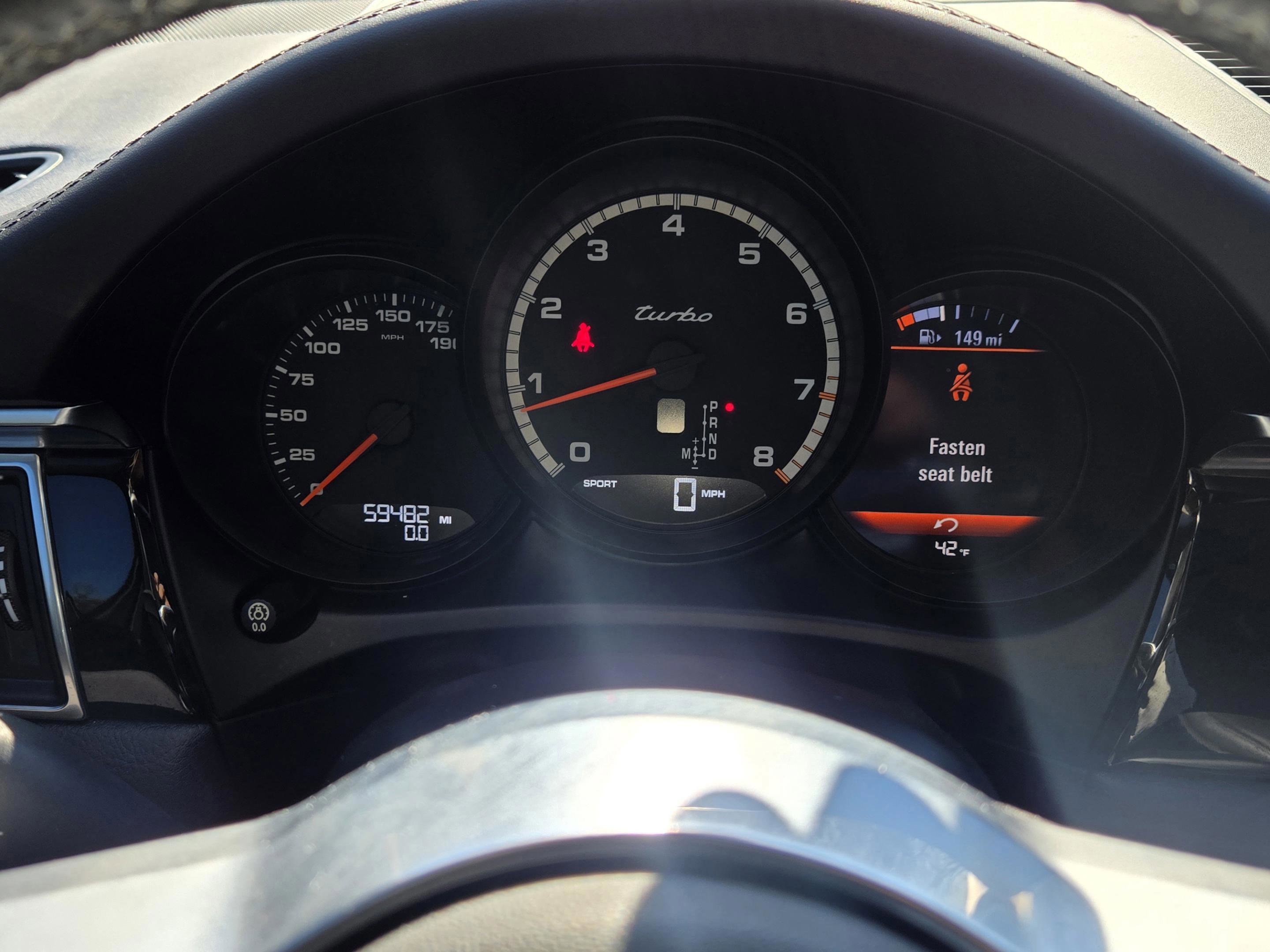 Used 2018 Porsche Macan Turbo image 21