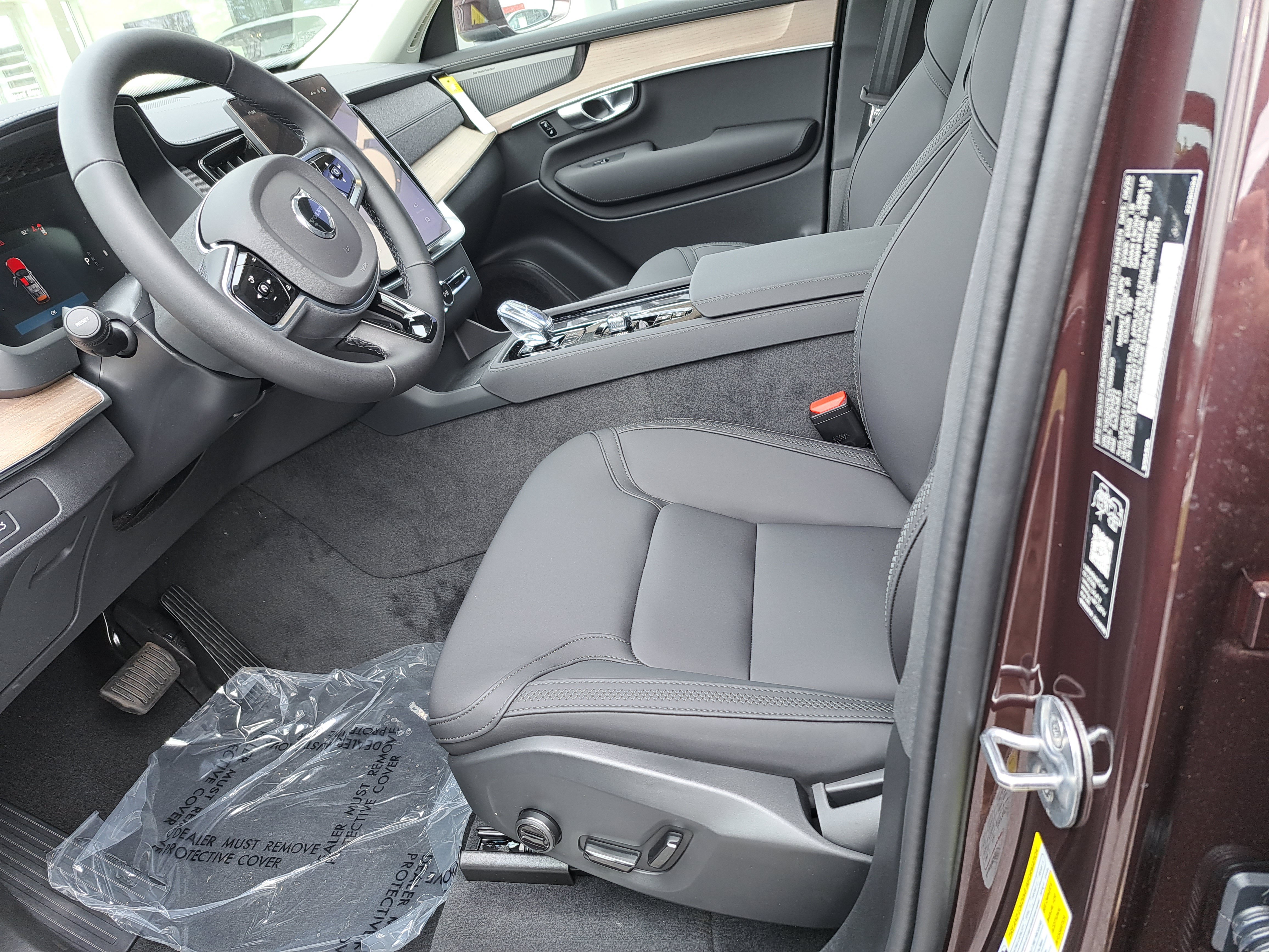 New 2027 Volvo XC90 B6 Plus AWD/4WD image 6
