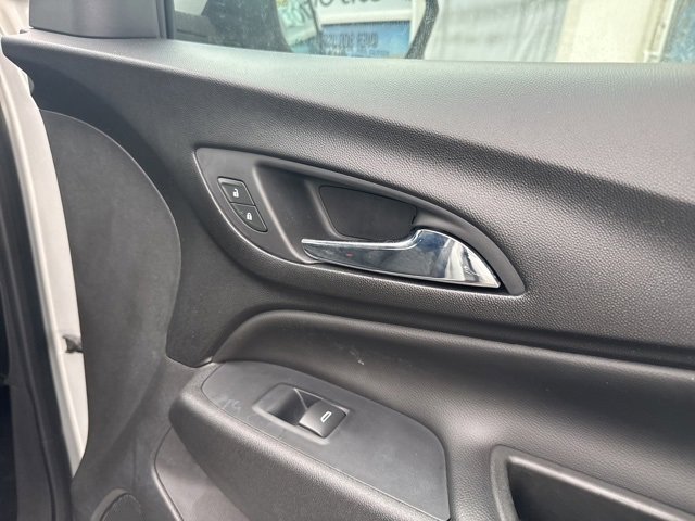 Used 2020 Chevrolet Equinox LT image 21