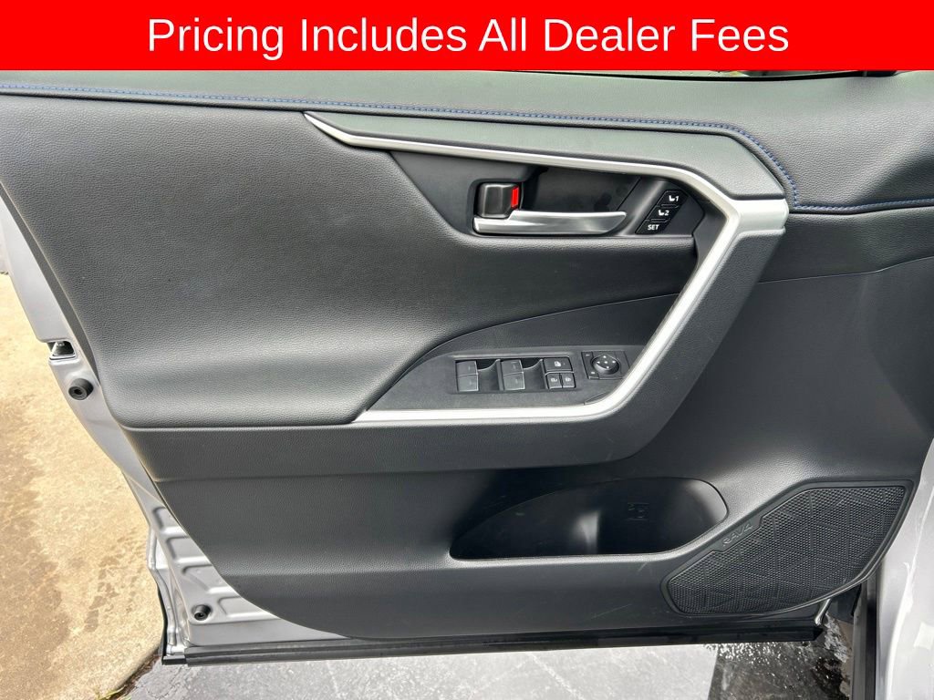 Used 2024 Toyota RAV4 XSE w/ Advanced Technology Package AWD/4WD image 3