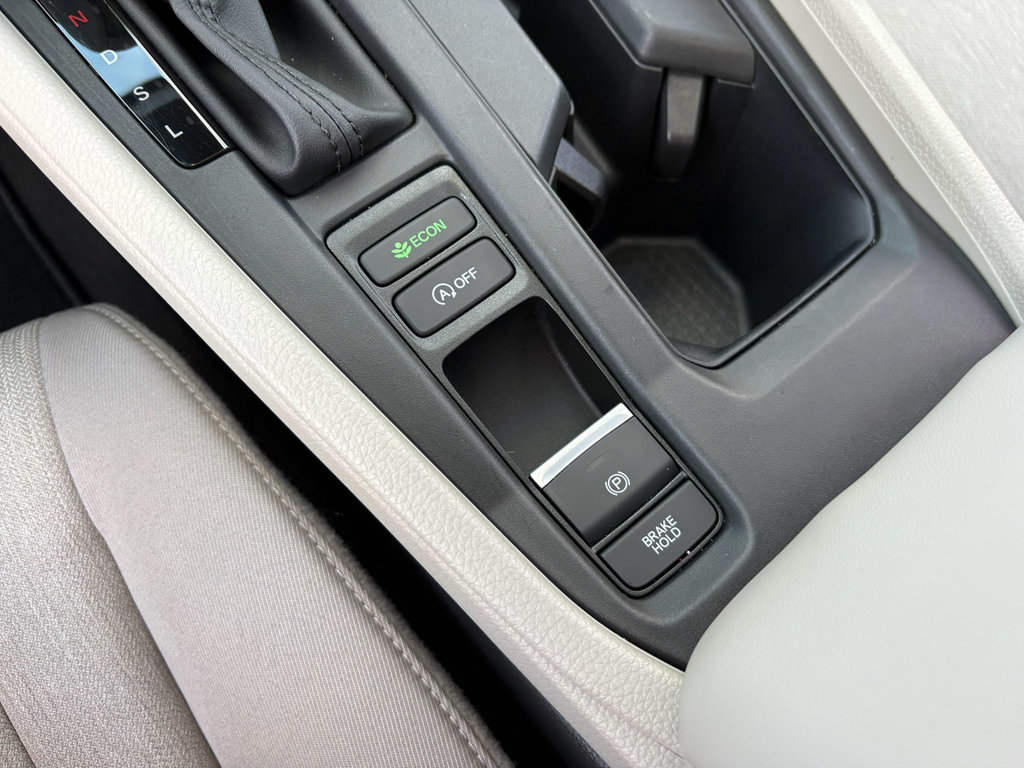 Certified 2025 Honda Accord SE image 22