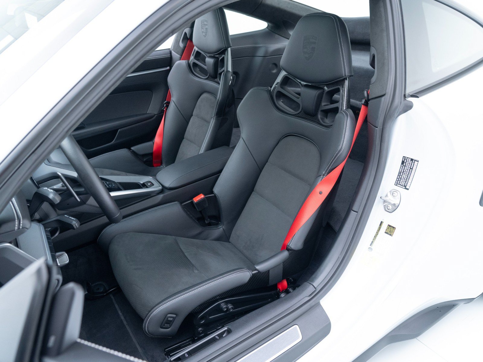 Certified 2025 Porsche 911 Turbo AWD/4WD image 5
