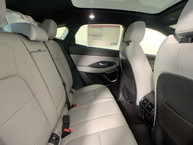 Certified 2024 Jaguar E-PACE R-Dynamic SE image 30