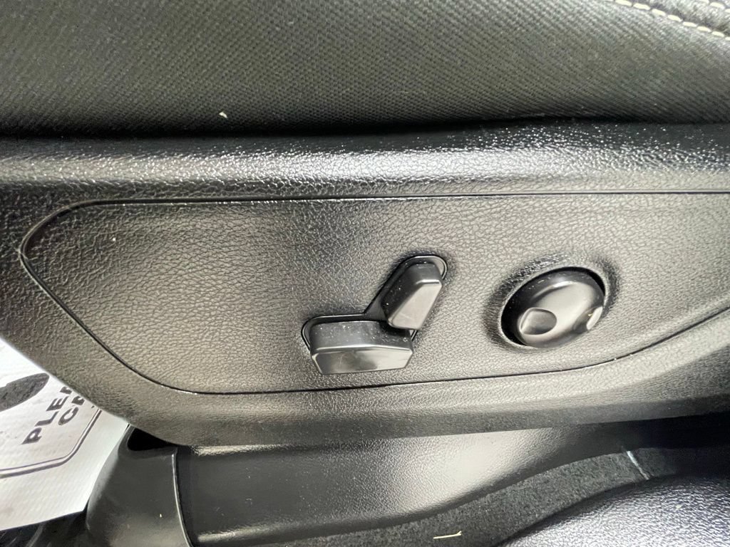 Used 2022 RAM 1500 Big Horn AWD/4WD image 18