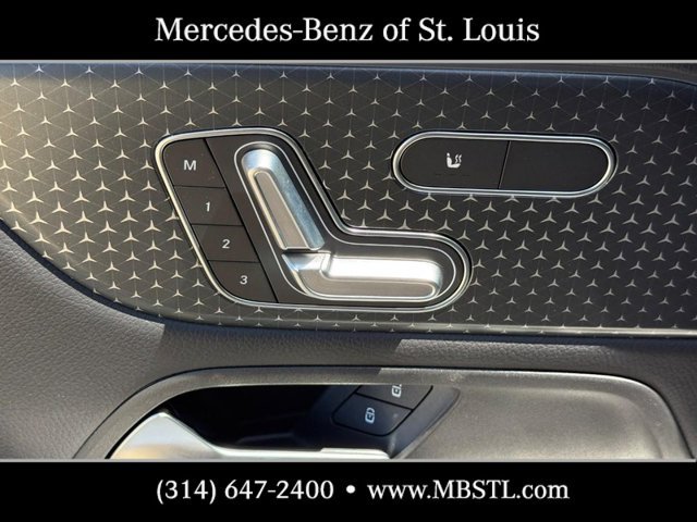 New 2026 Mercedes-Benz GLB 250 4MATIC image 13