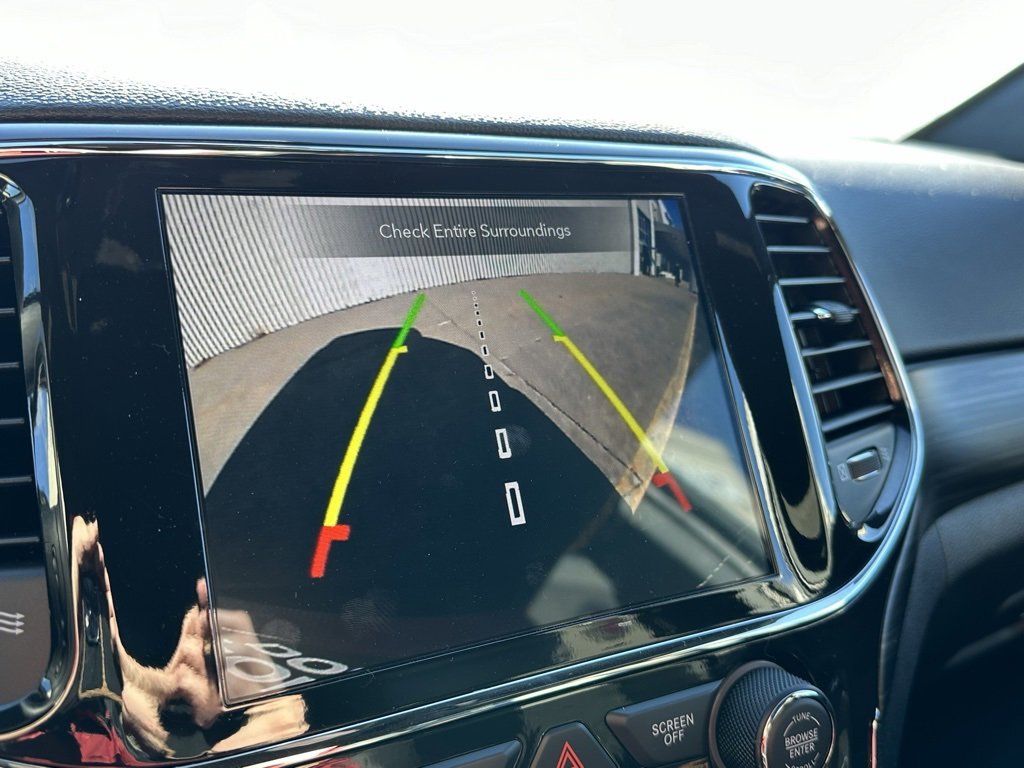 Used 2022 Jeep Grand Cherokee Laredo X image 36