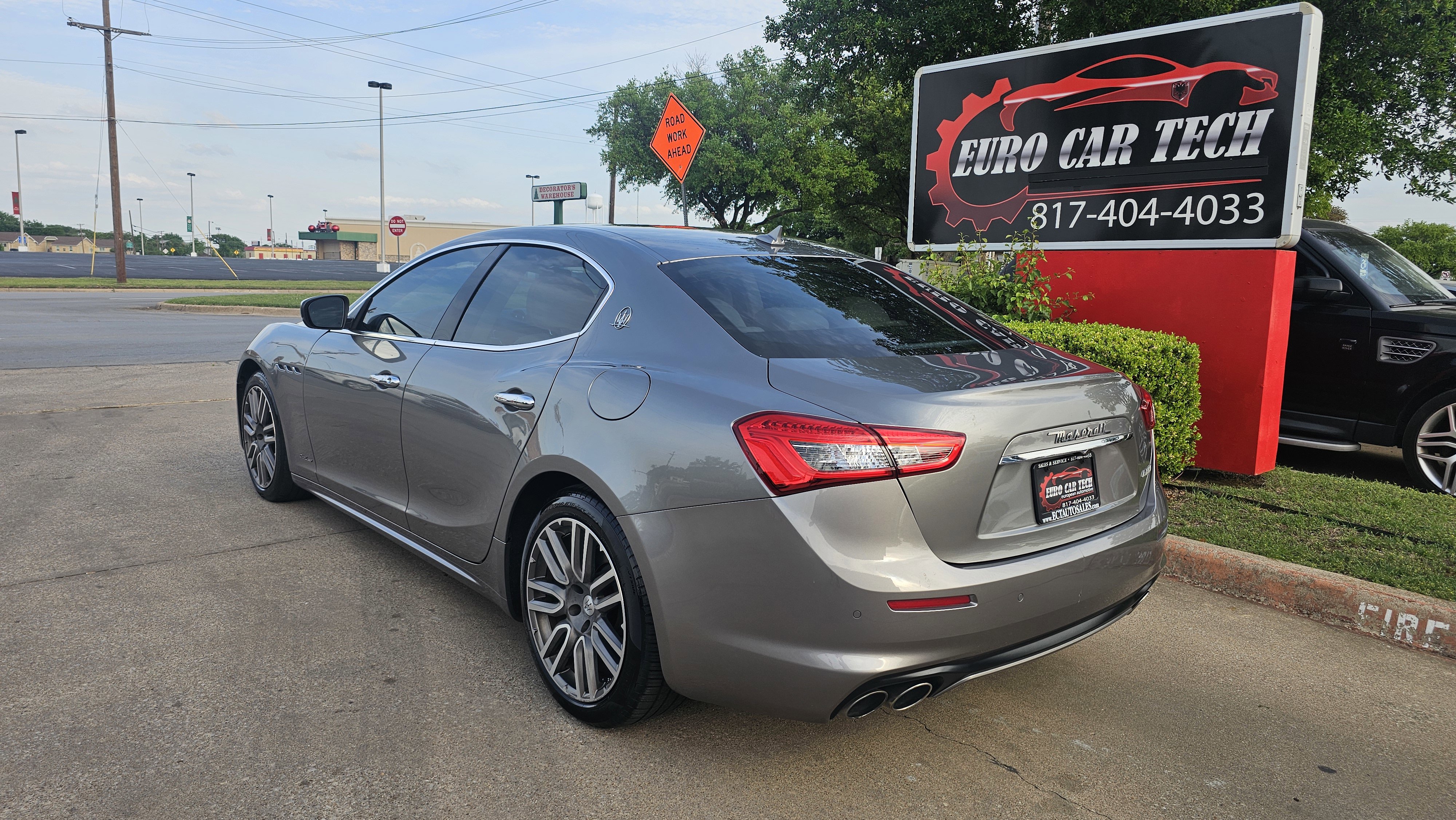 Used 2018 Maserati Ghibli GranLusso image 3