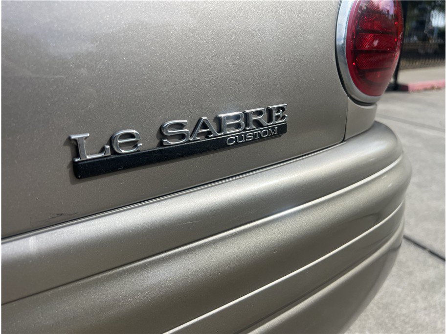 Used 2000 Buick Le Sabre Custom w/ Prestige Opt Pkg FWD image 8