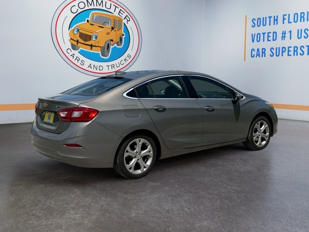 Used 2018 Chevrolet Cruze Premier FWD image 6