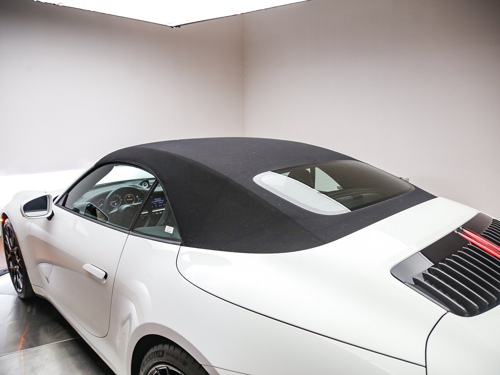 Certified 2024 Porsche 911 Carrera S RWD image 11