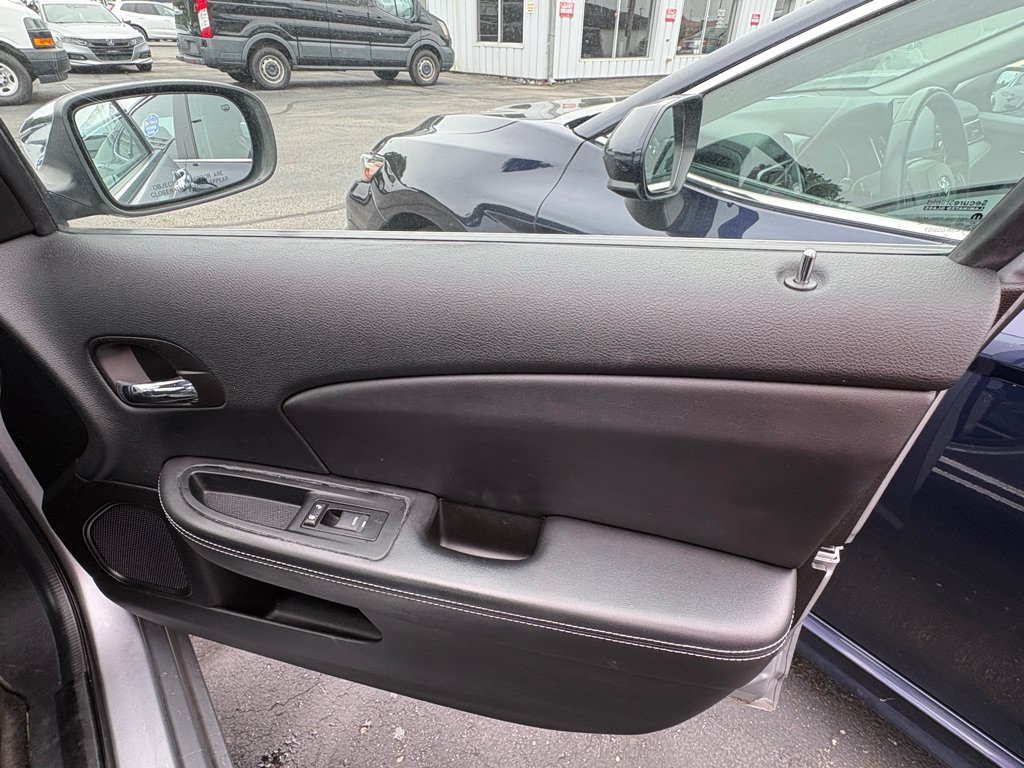 Used 2013 Chrysler 200 Limited w/ Sun/Sound Group FWD image 16