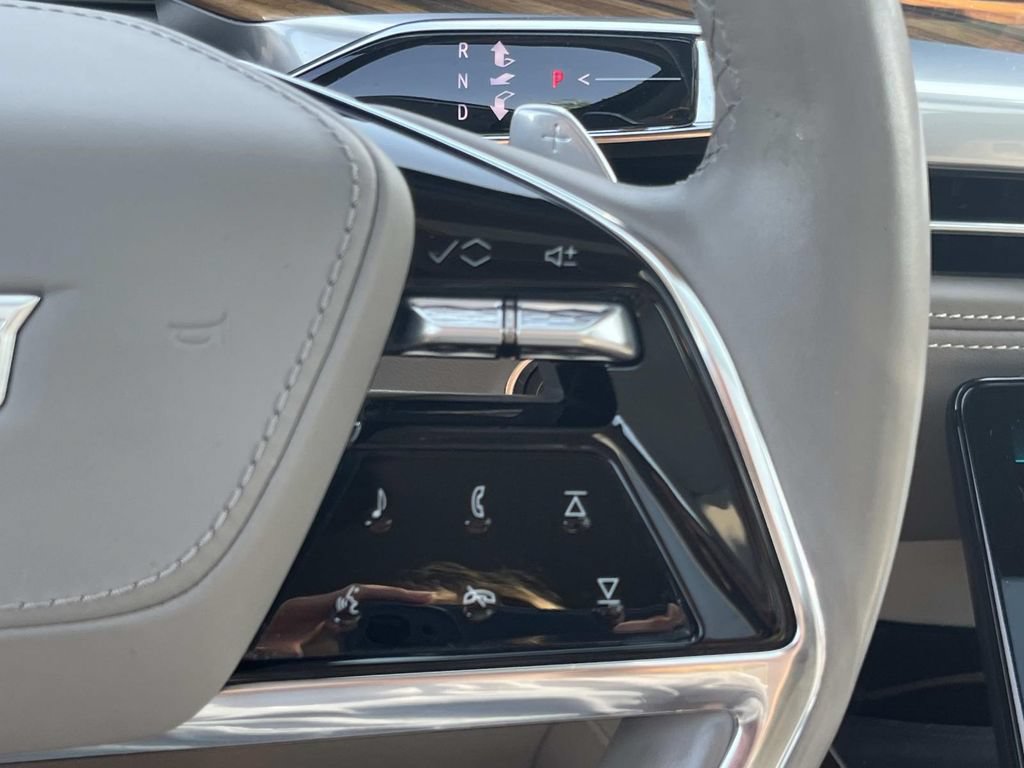 Used 2025 Cadillac Escalade Sport Platinum AWD/4WD image 46