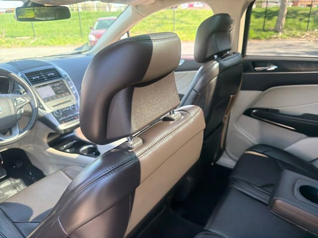 Used 2017 Lincoln MKC Reserve AWD/4WD image 28