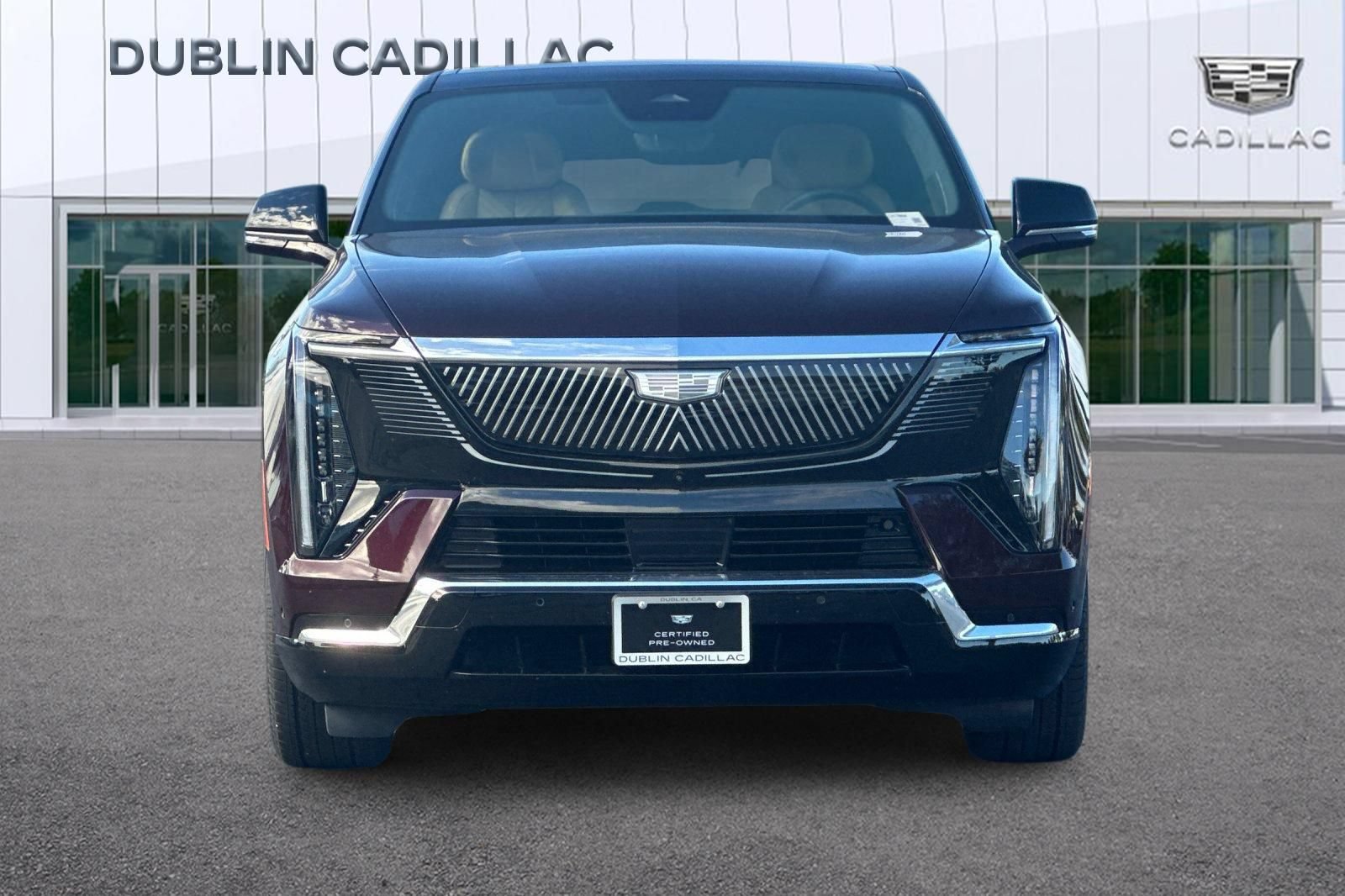 Certified 2026 Cadillac Escalade IQ Luxury 2 w/ LPO, Etrunk Organizer Package AWD/4WD image 9