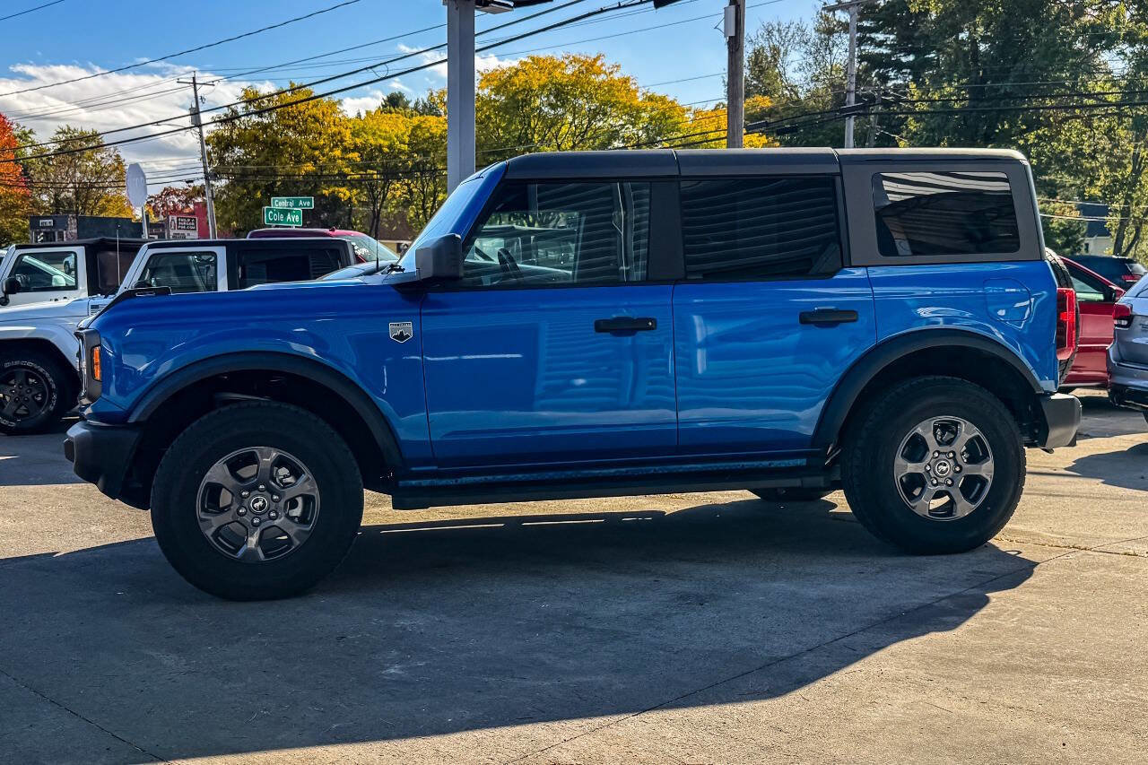 Used 2024 Ford Bronco Big Bend image 6