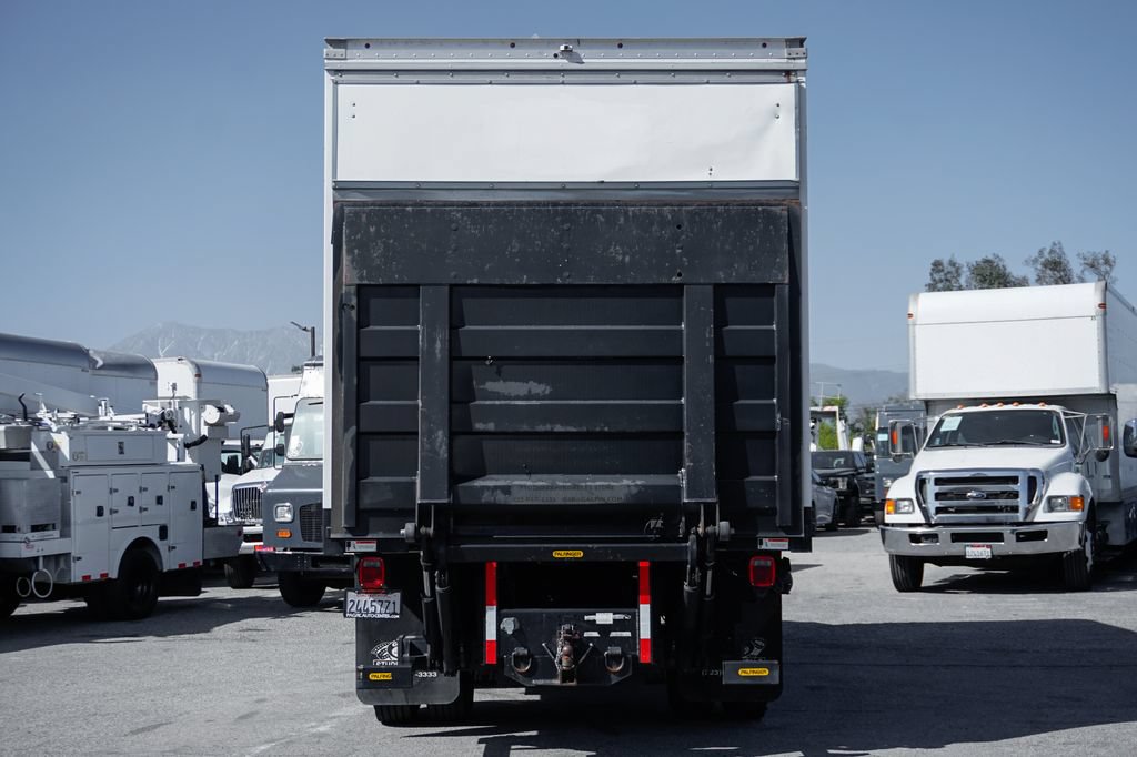 Used 2016 Ford F650 2WD Regular Cab Super Duty image 7