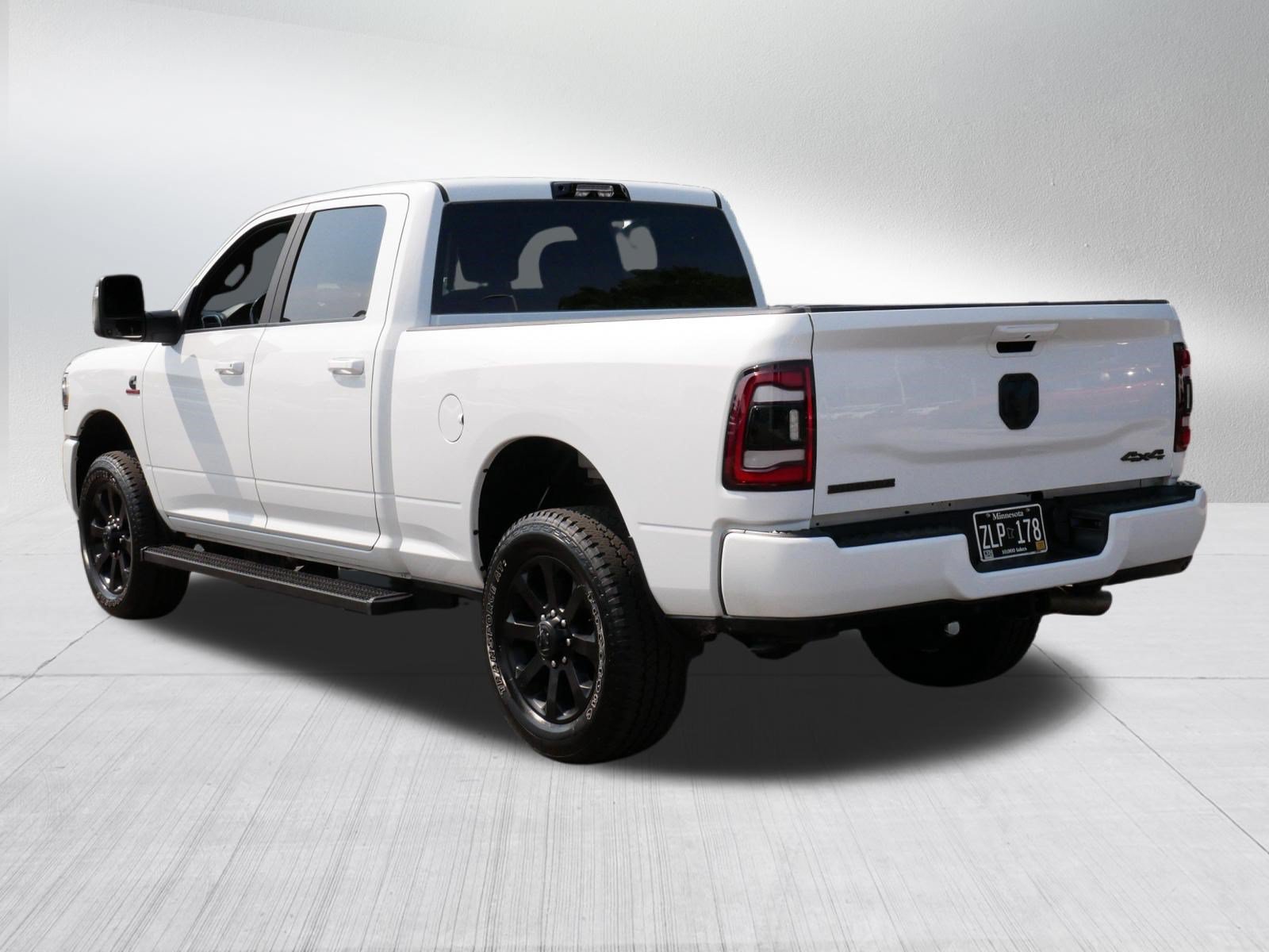Used 2024 RAM 2500 Big Horn w/ Night Edition AWD/4WD image 5