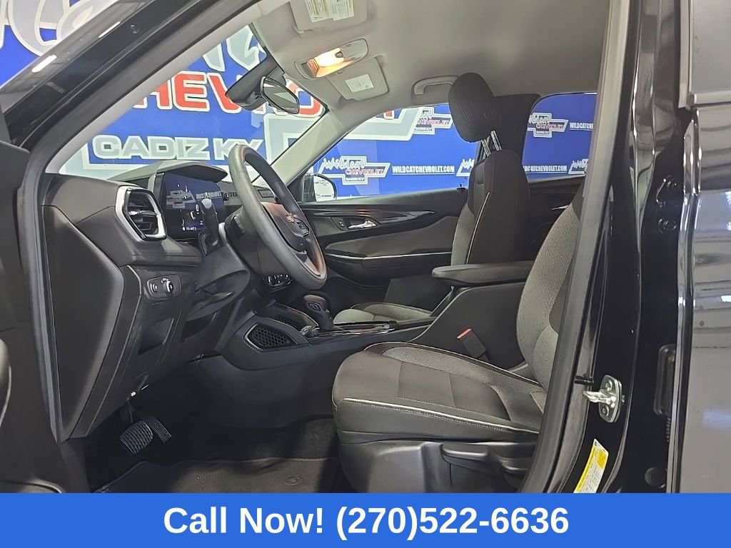 Used 2025 Chevrolet TrailBlazer LT image 14
