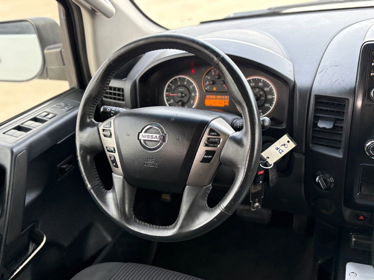 Used 2014 Nissan Titan SV w/ SV Value Truck Package image 11