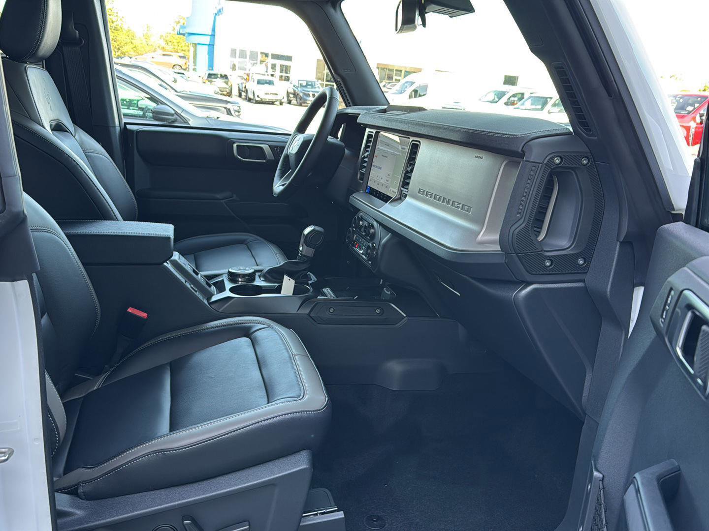 New 2025 Ford Bronco Outer Banks image 14