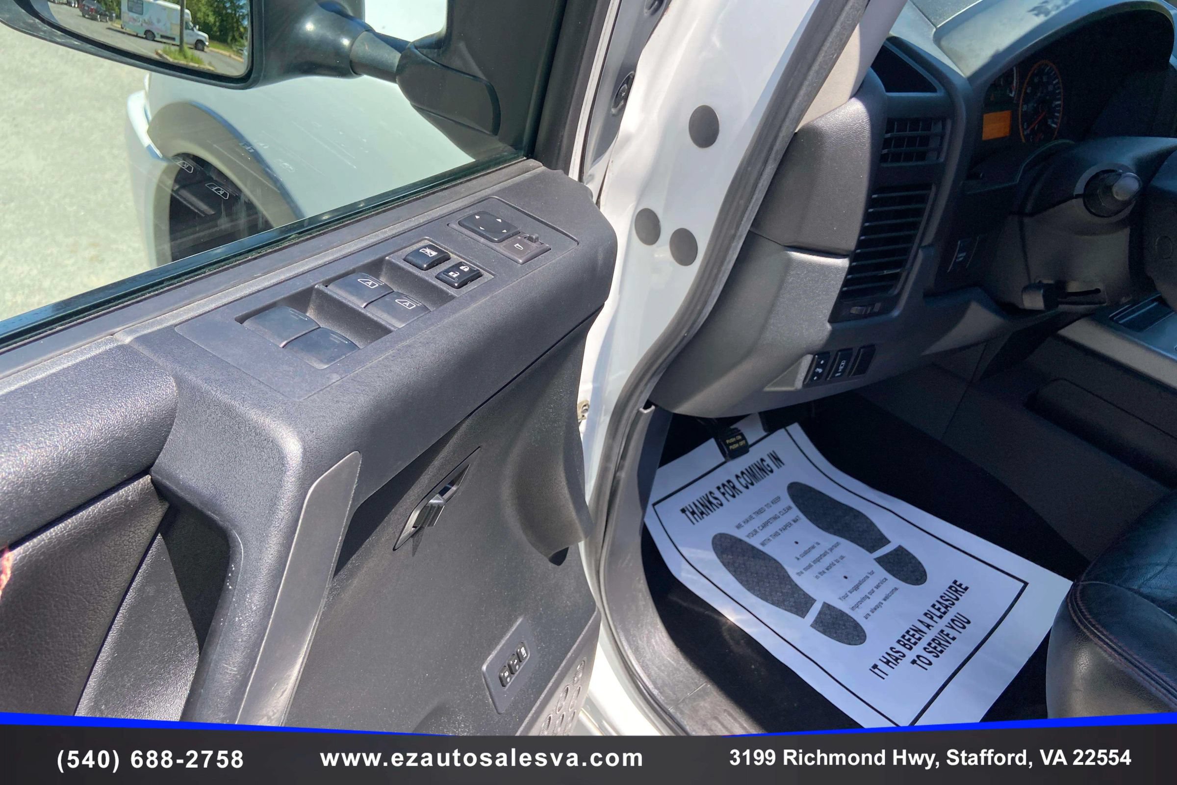 Used 2012 Nissan Titan PRO-4X AWD/4WD image 19