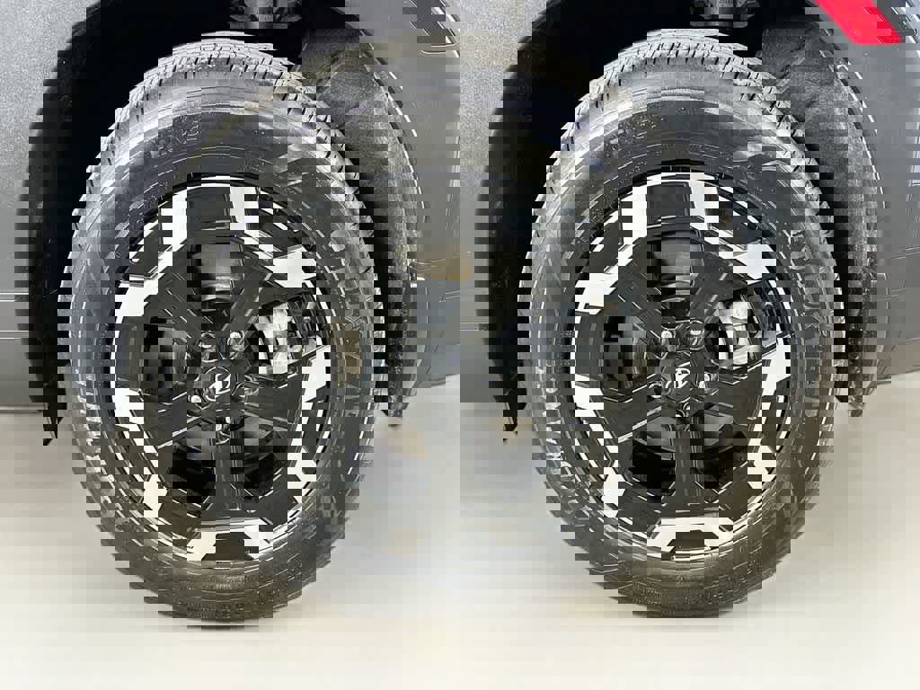 Used 2024 Hyundai Santa Fe SE FWD image 7