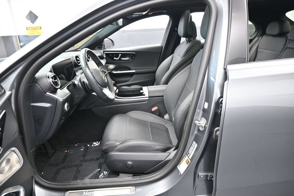 Used 2024 Mercedes-Benz C 300 Sedan image 11
