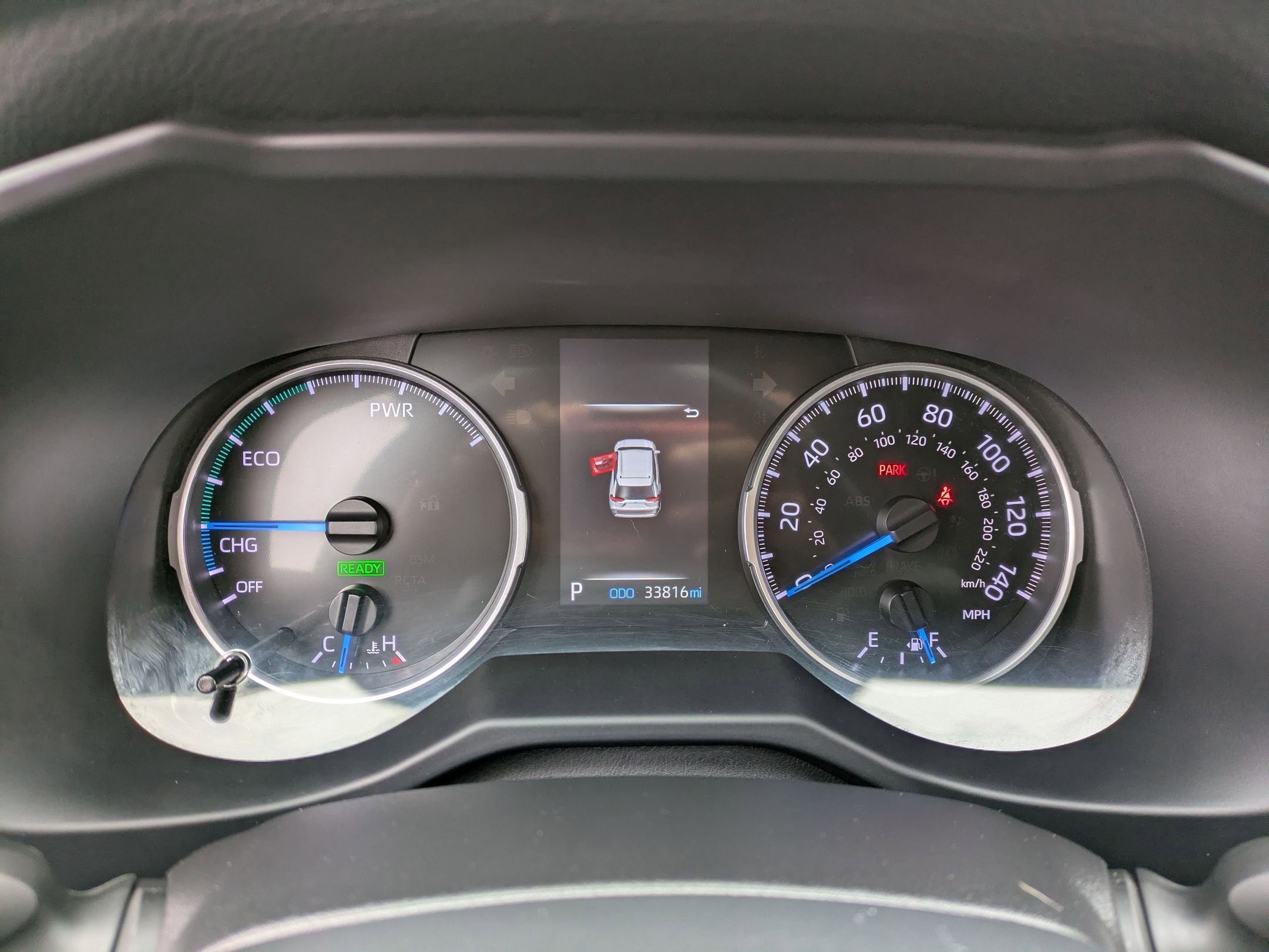 Used 2021 Toyota RAV4 LE AWD/4WD image 10