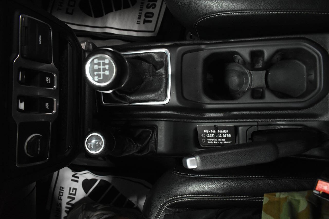 Used 2021 Jeep Wrangler Sport AWD/4WD image 15