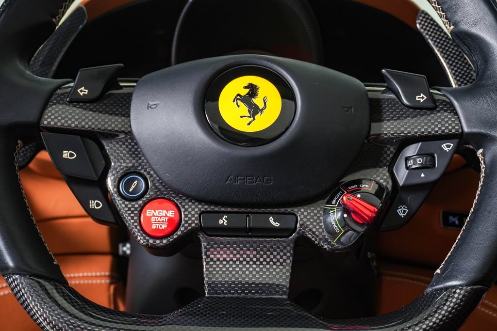 Used 2019 Ferrari Portofino RWD image 26
