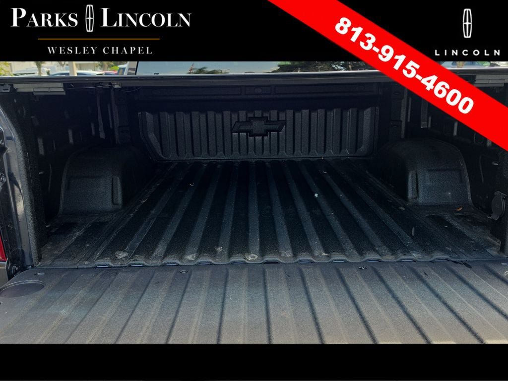 Used 2022 Chevrolet Silverado 1500 LTZ w/ Z71 Off-Road Package AWD/4WD image 8