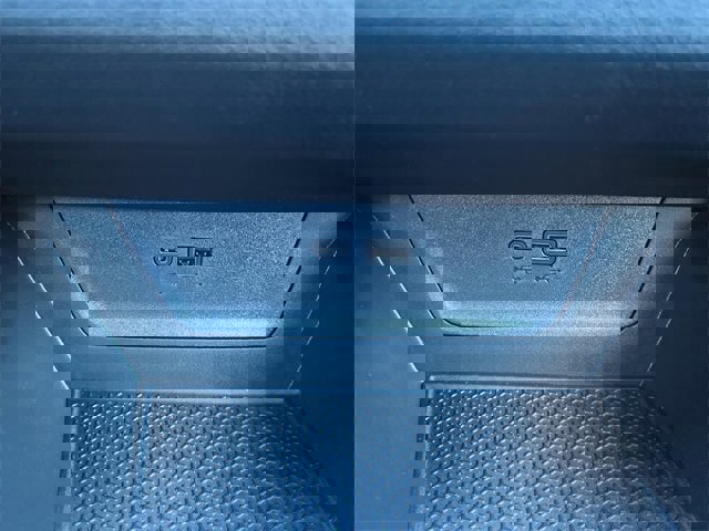 New 2026 Chevrolet Equinox LT w/ Convenience Package II image 23