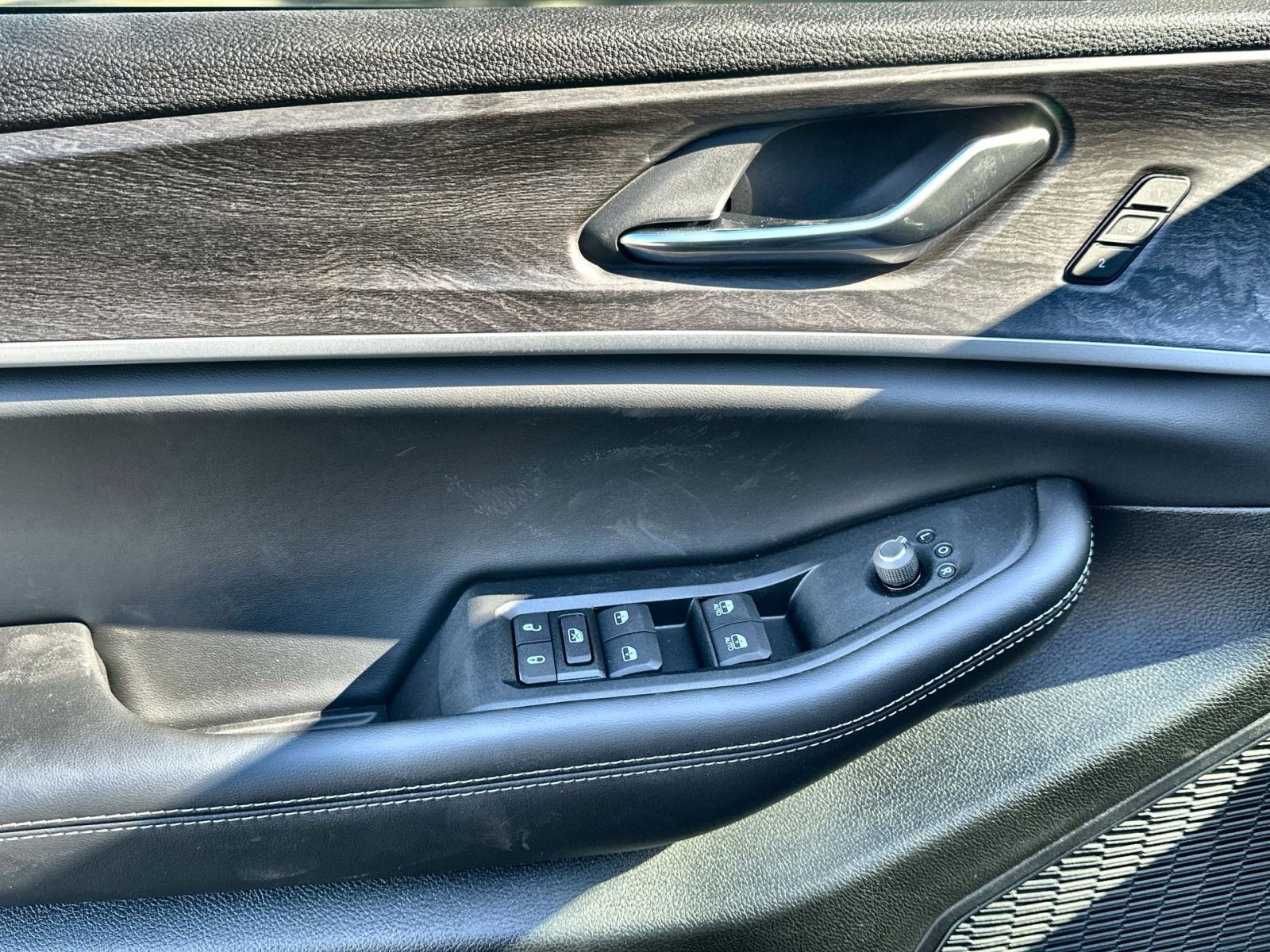 New 2025 Jeep Grand Cherokee Limited w/ Luxury Tech Group II image 15