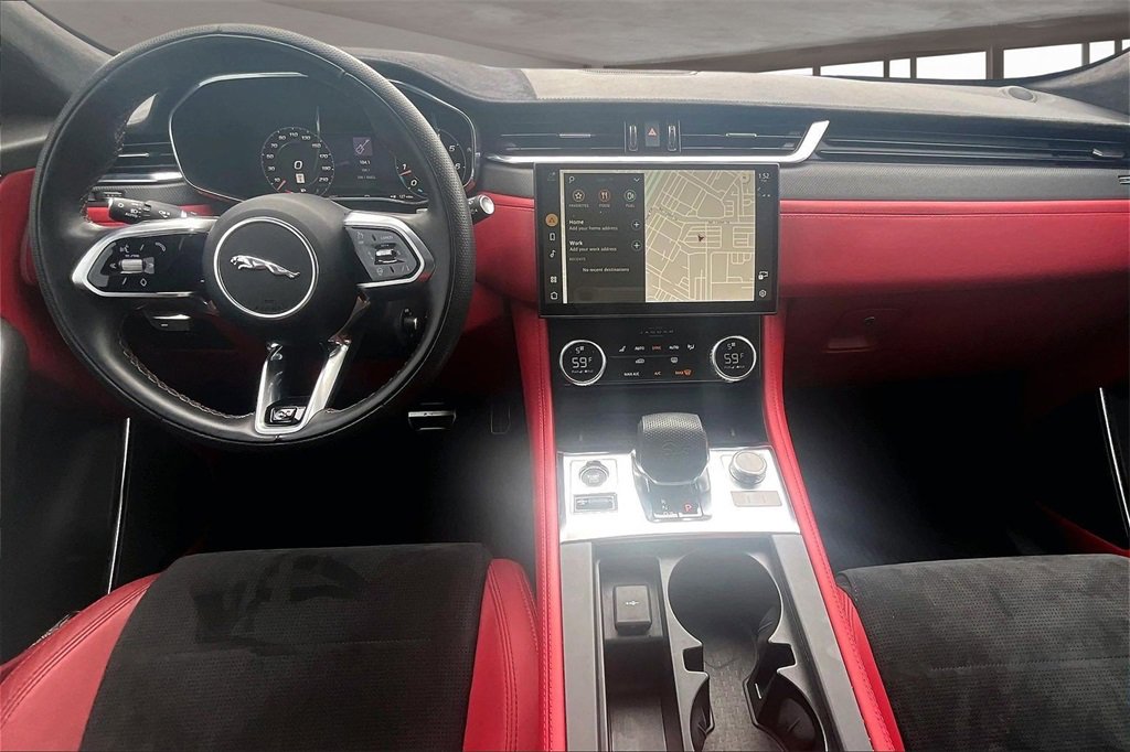 Used 2024 Jaguar F-PACE SVR image 15