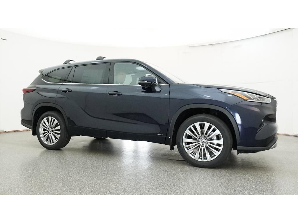 New 2026 Toyota Highlander Platinum image 7