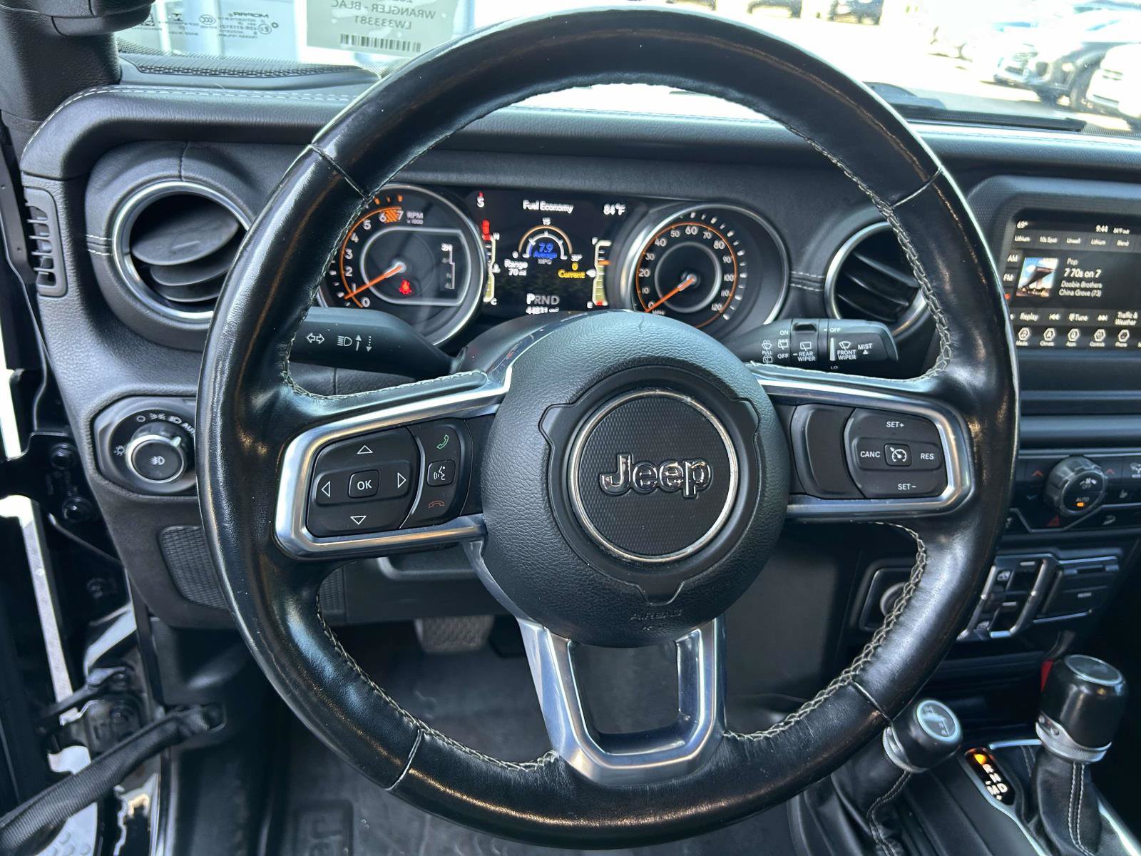 Used 2020 Jeep Wrangler Unlimited Sahara w/ Cold Weather Group AWD/4WD image 14