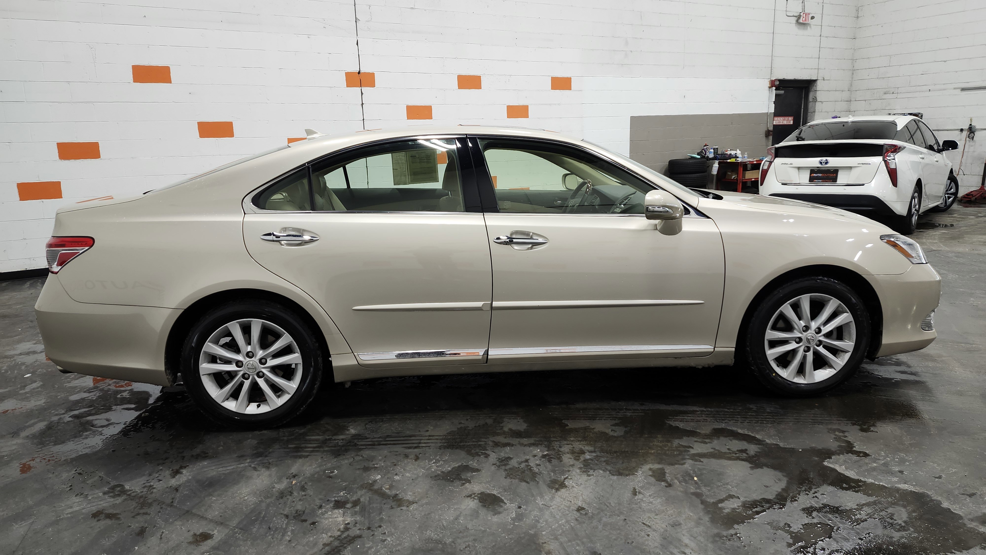 Used 2012 Lexus ES 350 image 19