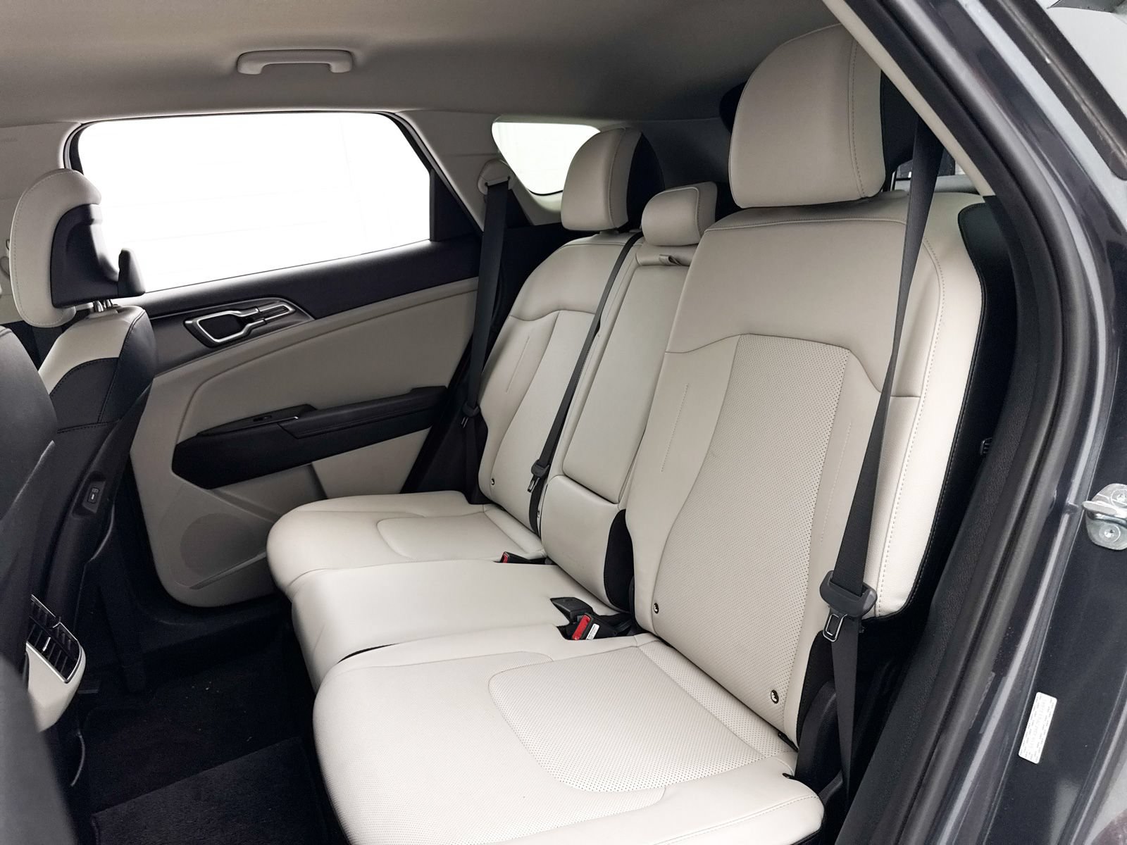 Certified 2023 Kia Sportage EX FWD image 30