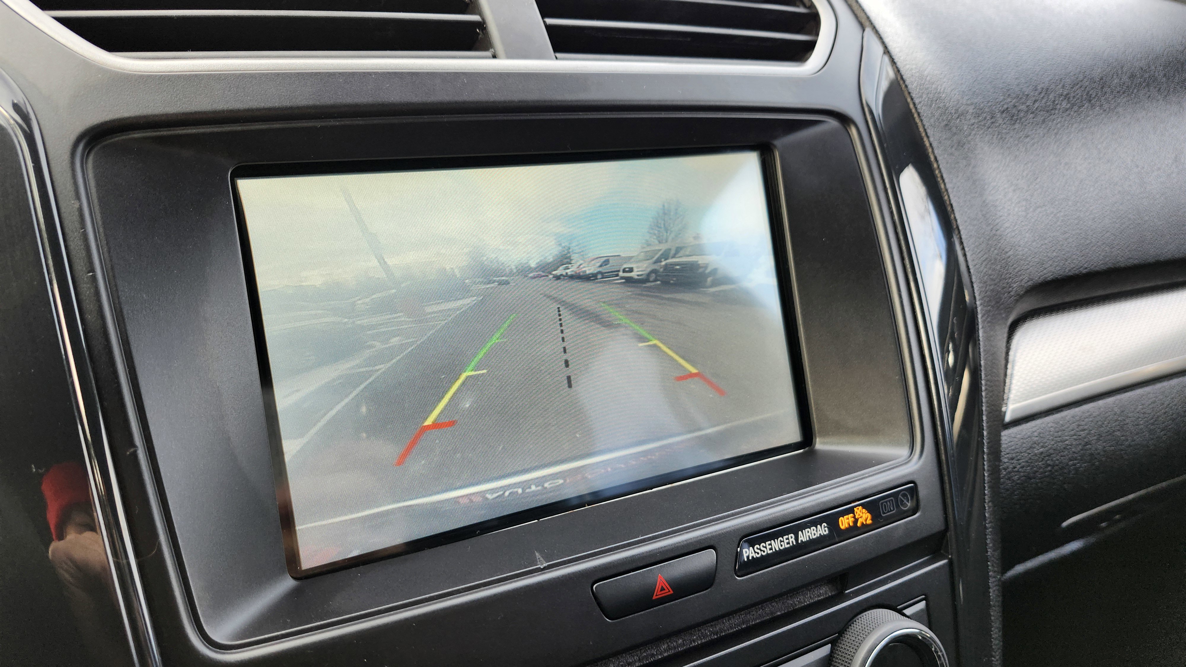 Used 2018 Ford Explorer XLT w/ Equipment Group 201A image 2