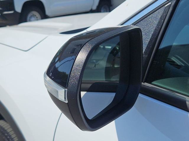 New 2027 Chevrolet Traverse LT w/ LPO, Cargo Package FWD image 20