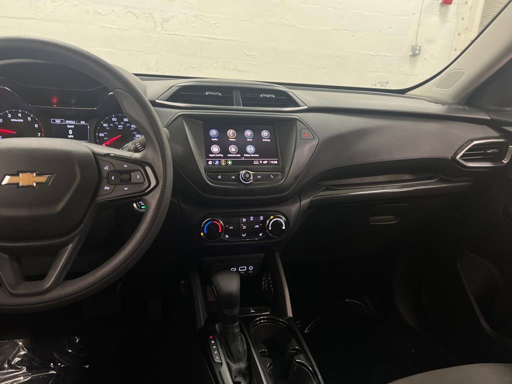 Used 2023 Chevrolet TrailBlazer LT image 19