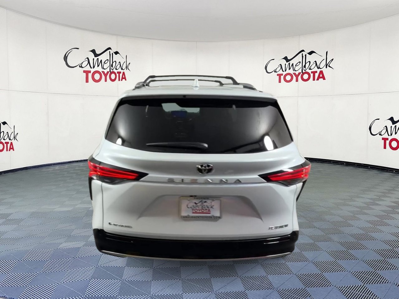 New 2026 Toyota Sienna Platinum AWD/4WD image 3