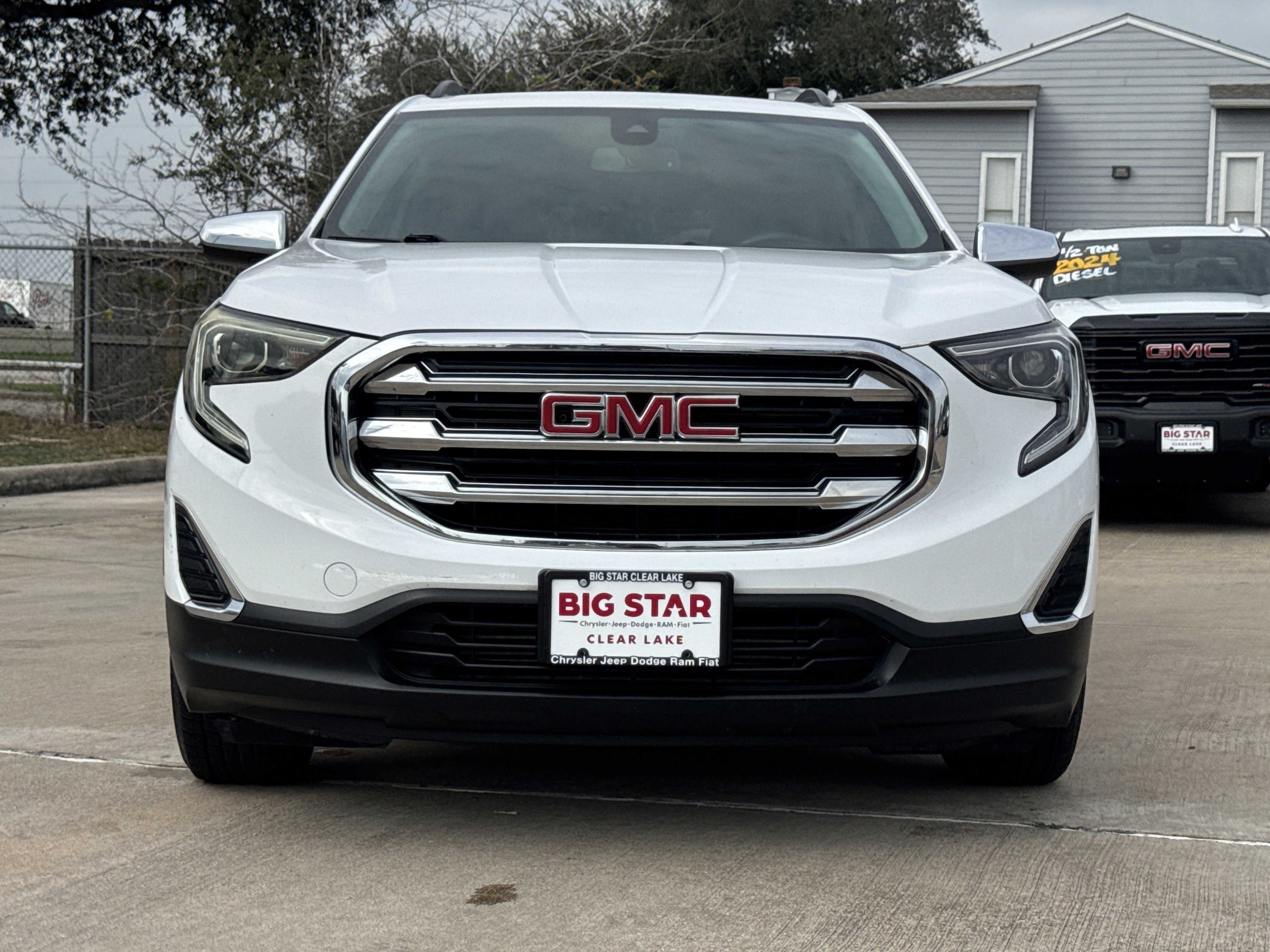 Used 2021 GMC Terrain SLE w/ Driver Convenience Package image 13