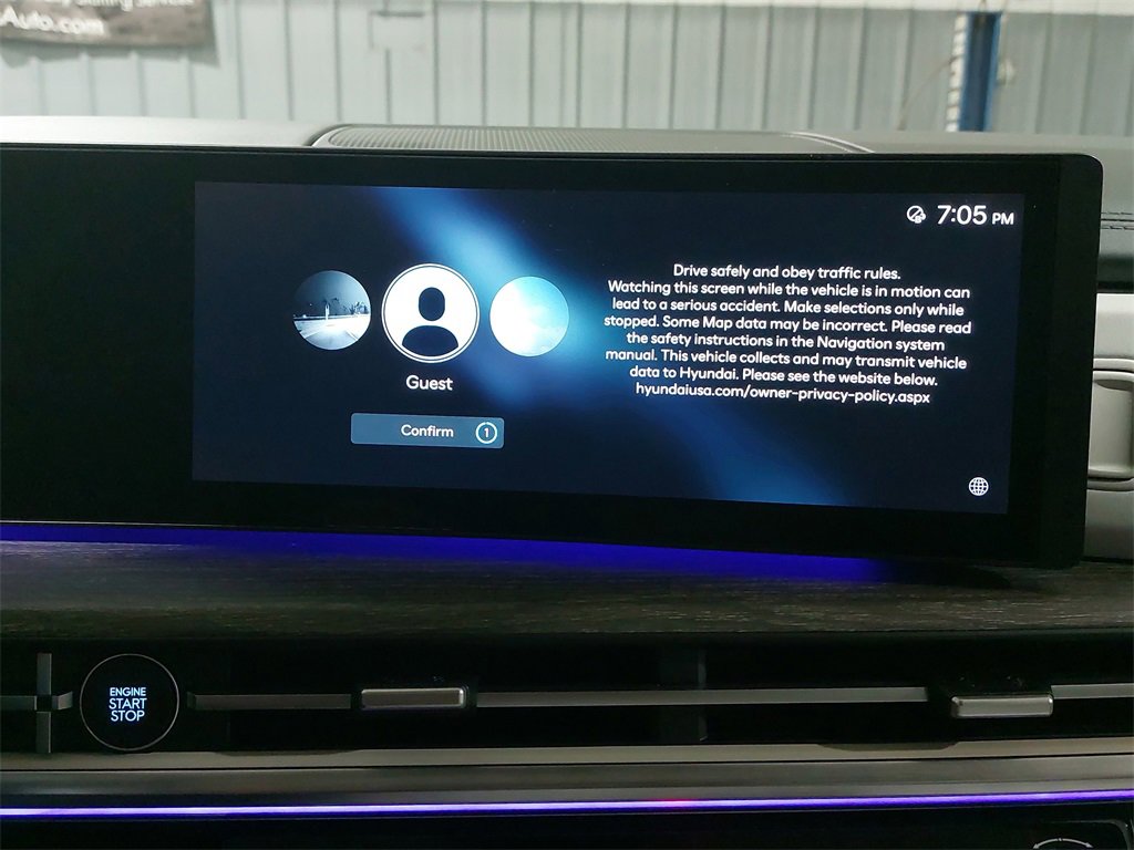 Used 2025 Hyundai Santa Fe Calligraphy image 21