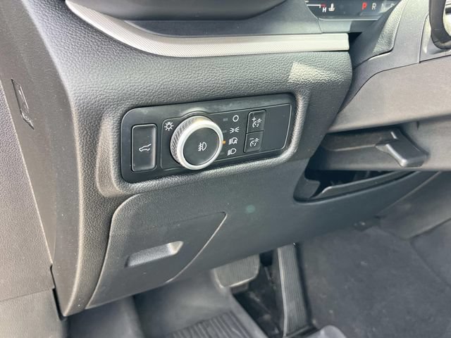 Used 2024 Ford Explorer XLT w/ Equipment Group 202A AWD/4WD image 37