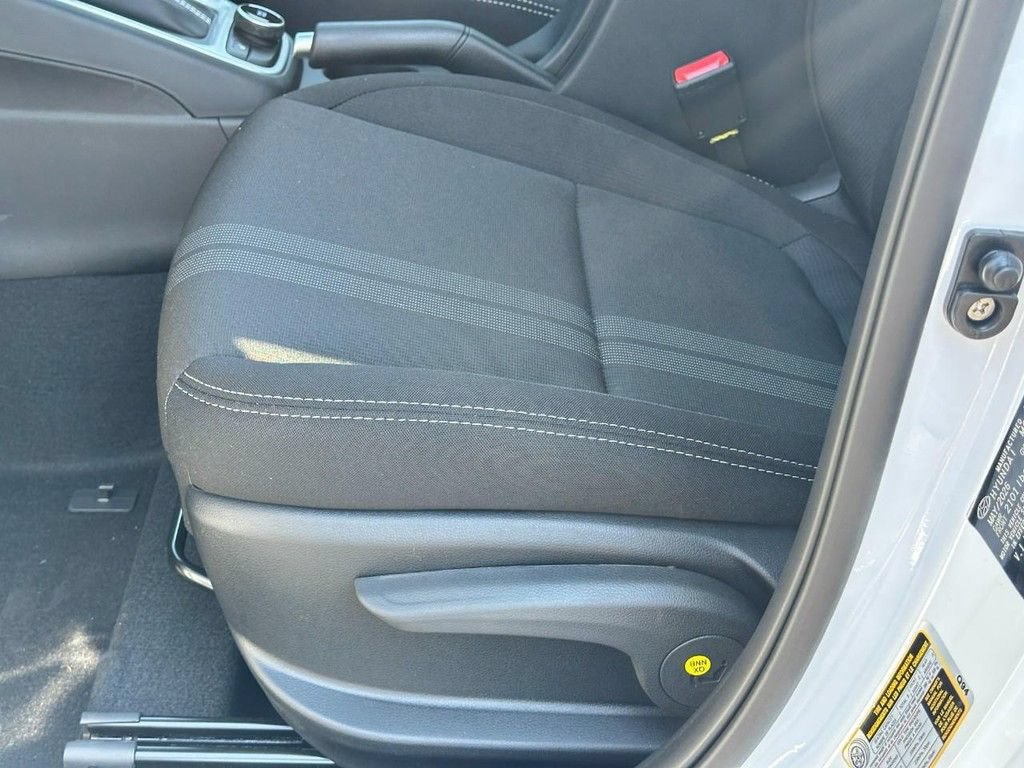 Used 2026 Hyundai Venue SEL FWD image 11