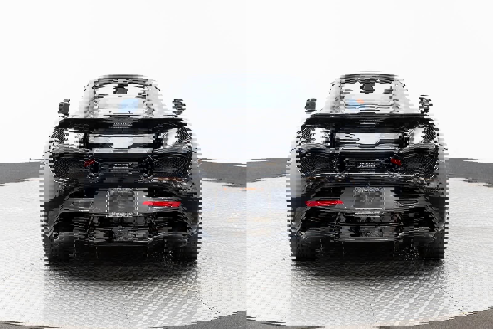 Used 2023 McLaren 720S Spider image 5