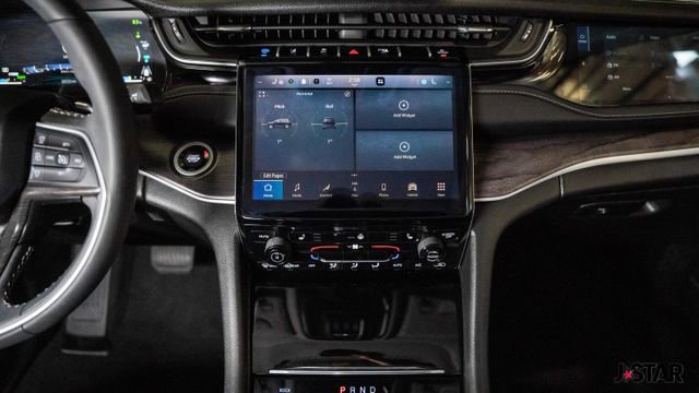 Used 2024 Jeep Grand Cherokee Limited 4xe image 6