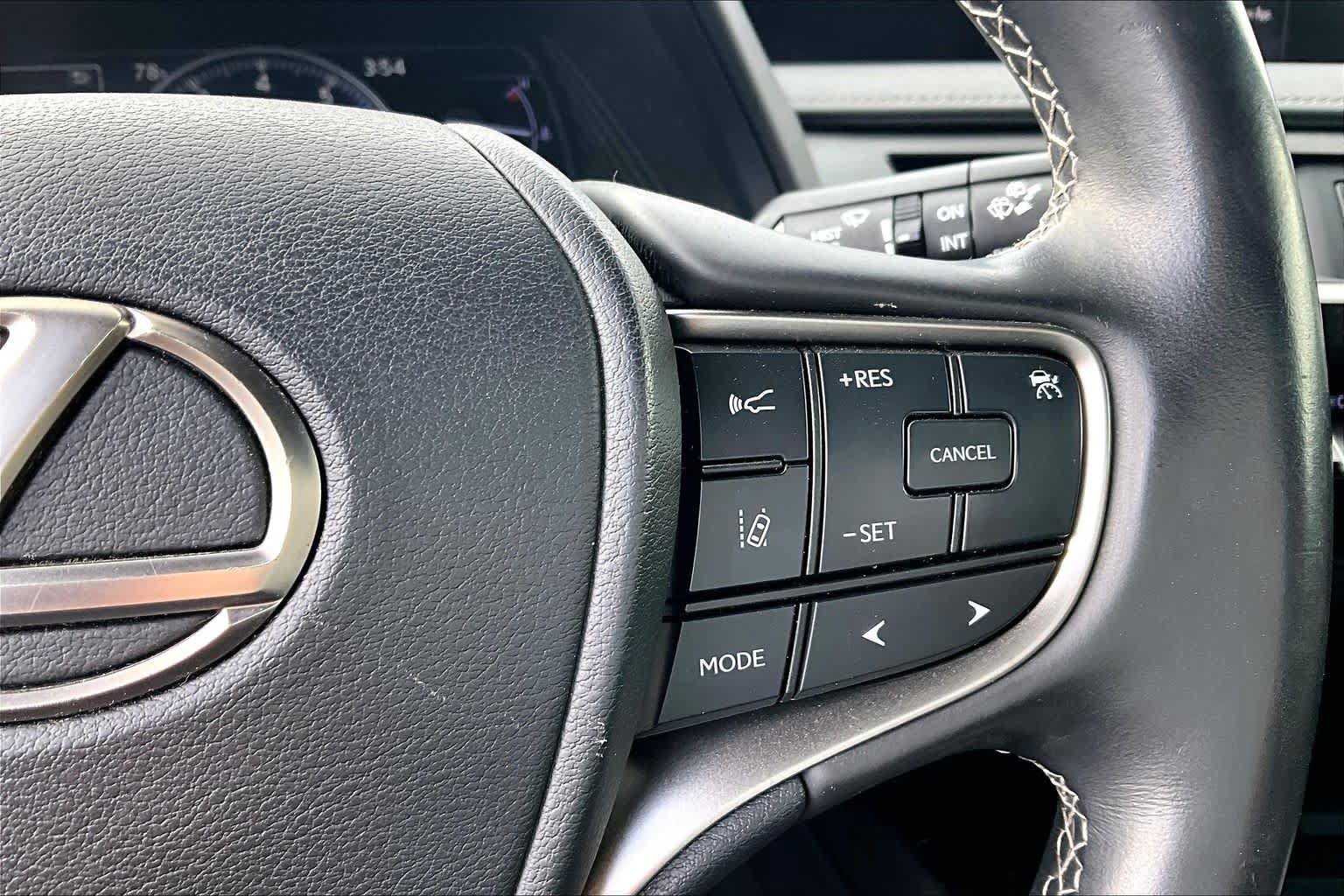 Used 2019 Lexus UX 200 w/ Accessory Package 2 FWD image 24